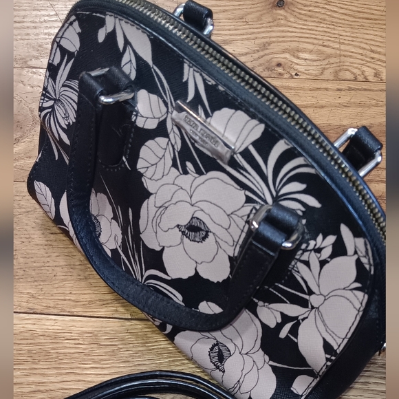 kate spade Handbags - Kate Spade -  Black and Cream Floral Satchel